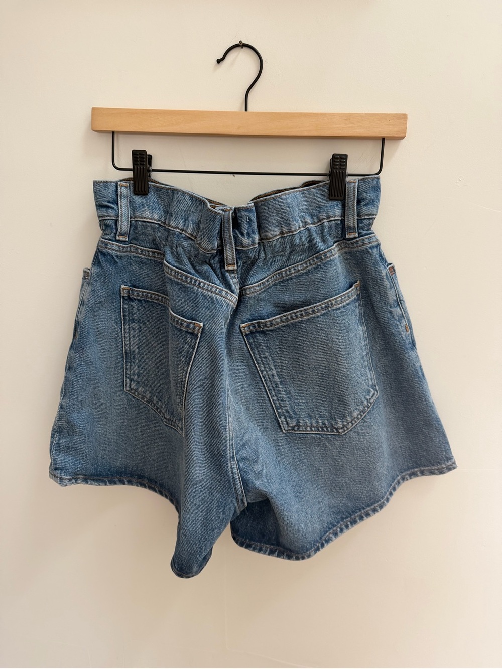 Agolde High-Rise Paperbag Denim Shorts - SIZE 27 - Picture 2 of 6